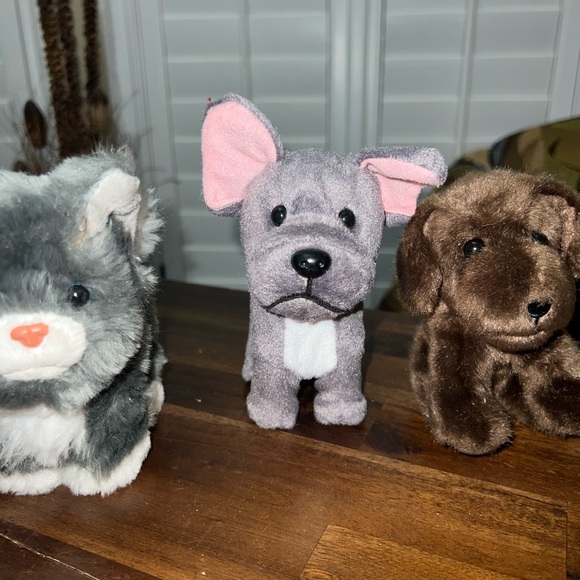 American Girl Doll Pets Grey Cat, Chocolate Lab, French bulldog - Picture 3 of 16